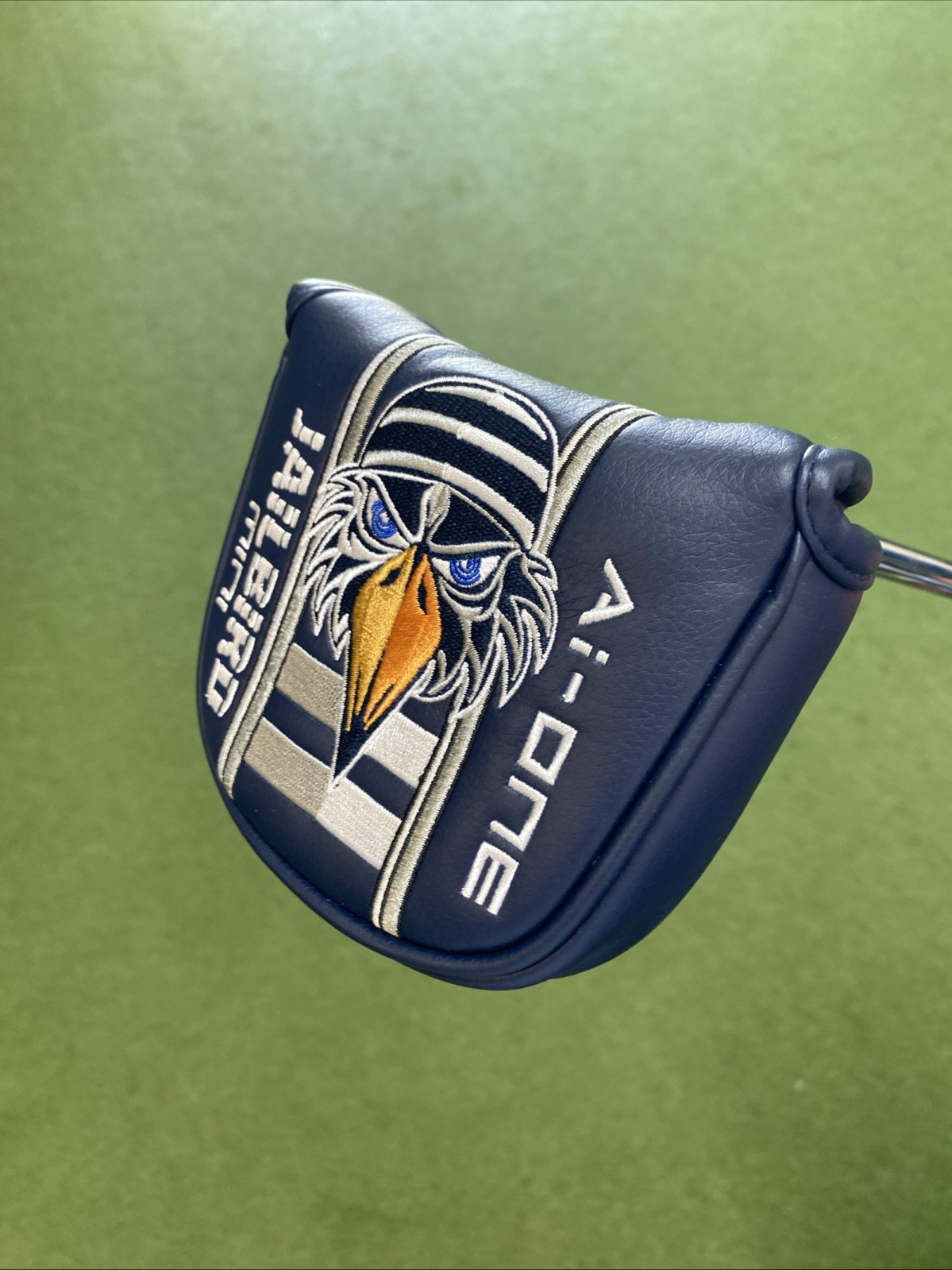 New Odyssey Ai-One CH Jailbird Mini 35” Mallet Putter + HC - Image 11