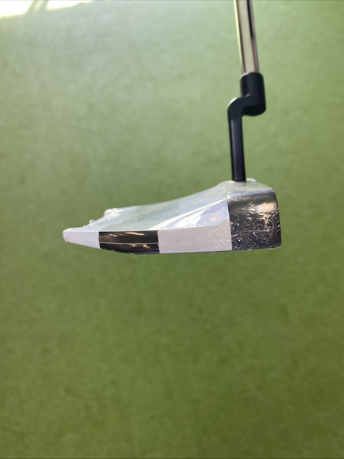 New Odyssey Ai-One CH Jailbird Mini 35” Mallet Putter + HC - Image 5