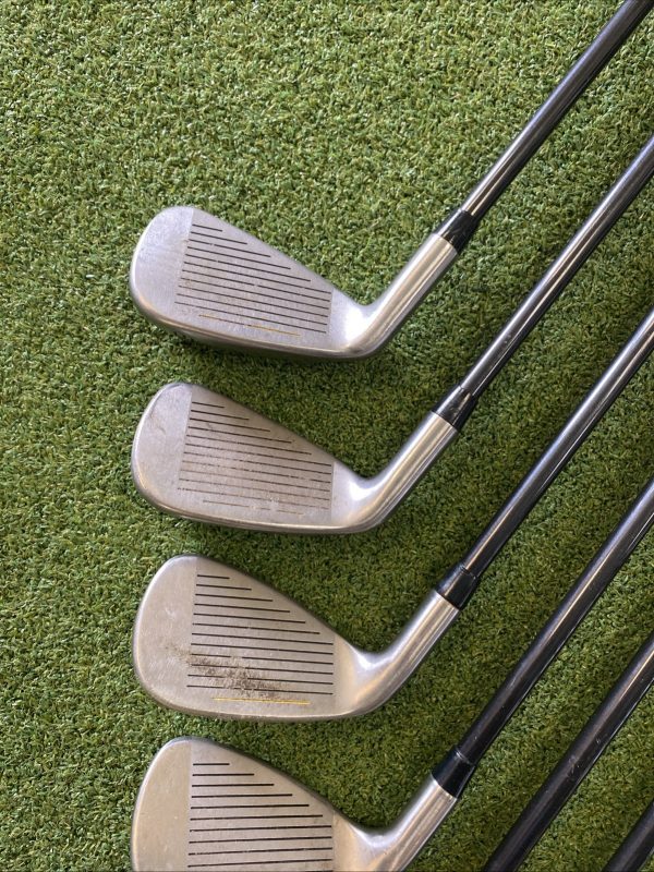 RH Cobra King VT Golf Junior Set 3-Wood, 6-PW-SW, Putter, Bag - Image 17