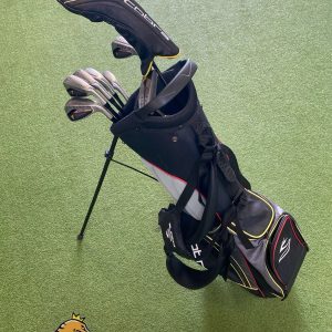 RH Cobra King VT Golf Junior Set 3-Wood, 6-PW-SW, Putter, Bag