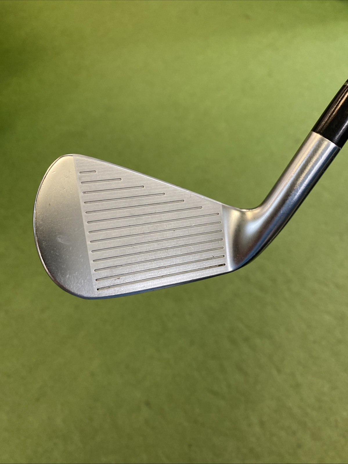 RH Srixon ZXi7 Iron Set 4-PW Dynamic Golf Tour Issue Mid S400 Steel - Image 8