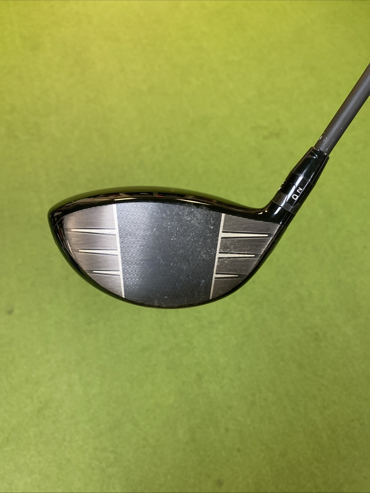 RH Titleist GT3 9* Driver HZRDUS 60g Graphite Stiff Flex - Image 4
