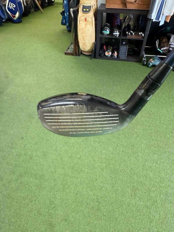 Titleist 910 H 19° Hybrid Diamana Blue 80g Stiff Flex Shaft Right Handed