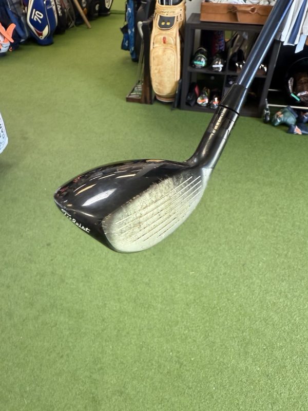 Titleist 910 H 19° Hybrid Diamana Blue 80g Stiff Flex Shaft Right Handed
