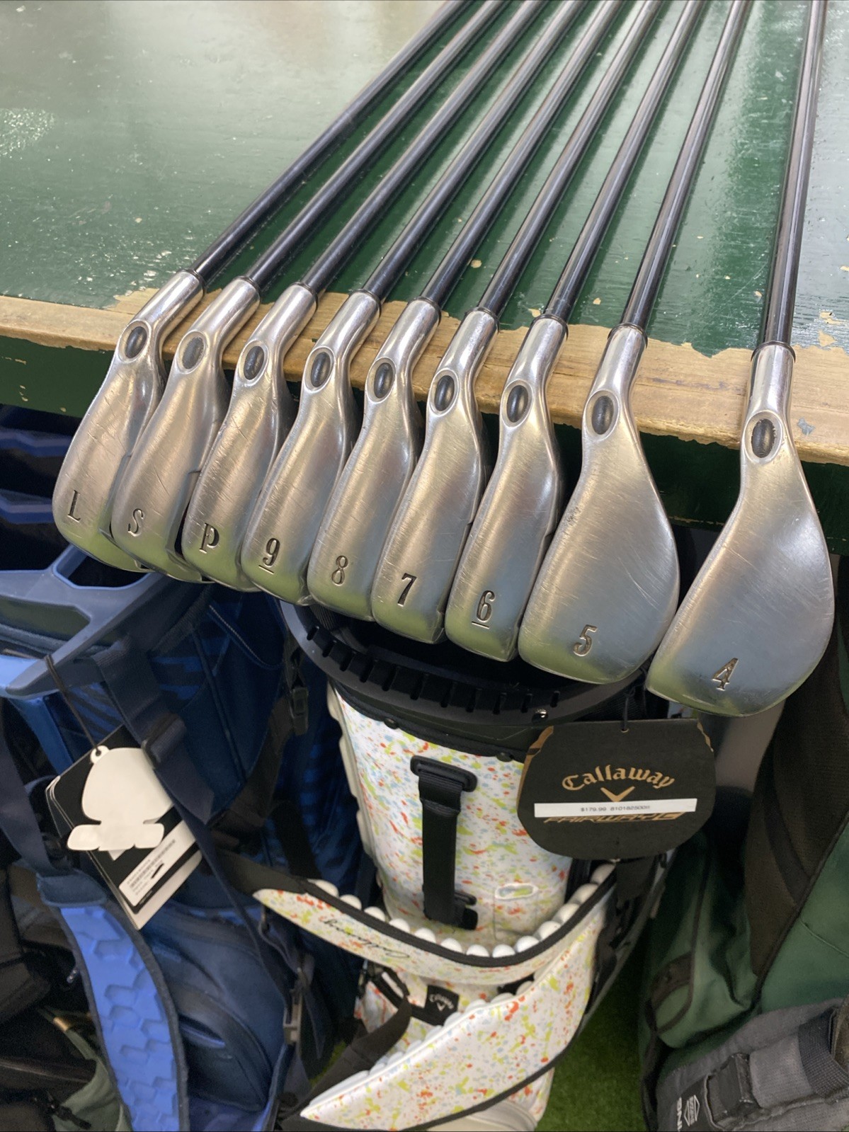 Used Callaway Big Bertha Iron Set 4-PW-SW-LW 75g Graphite Regular Flex - Image 3