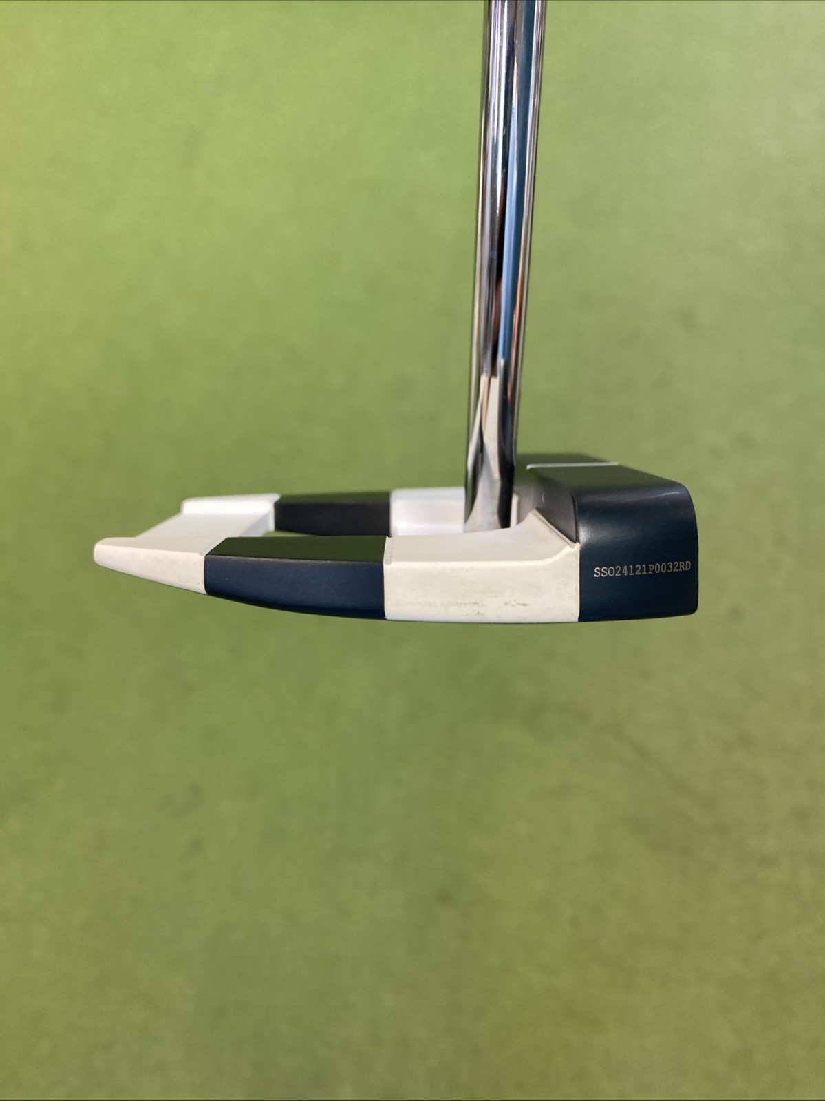 Used LH Odyssey Ai-One Square 2 Square Jailbird 34” Mallet Putter + HC - Image 4