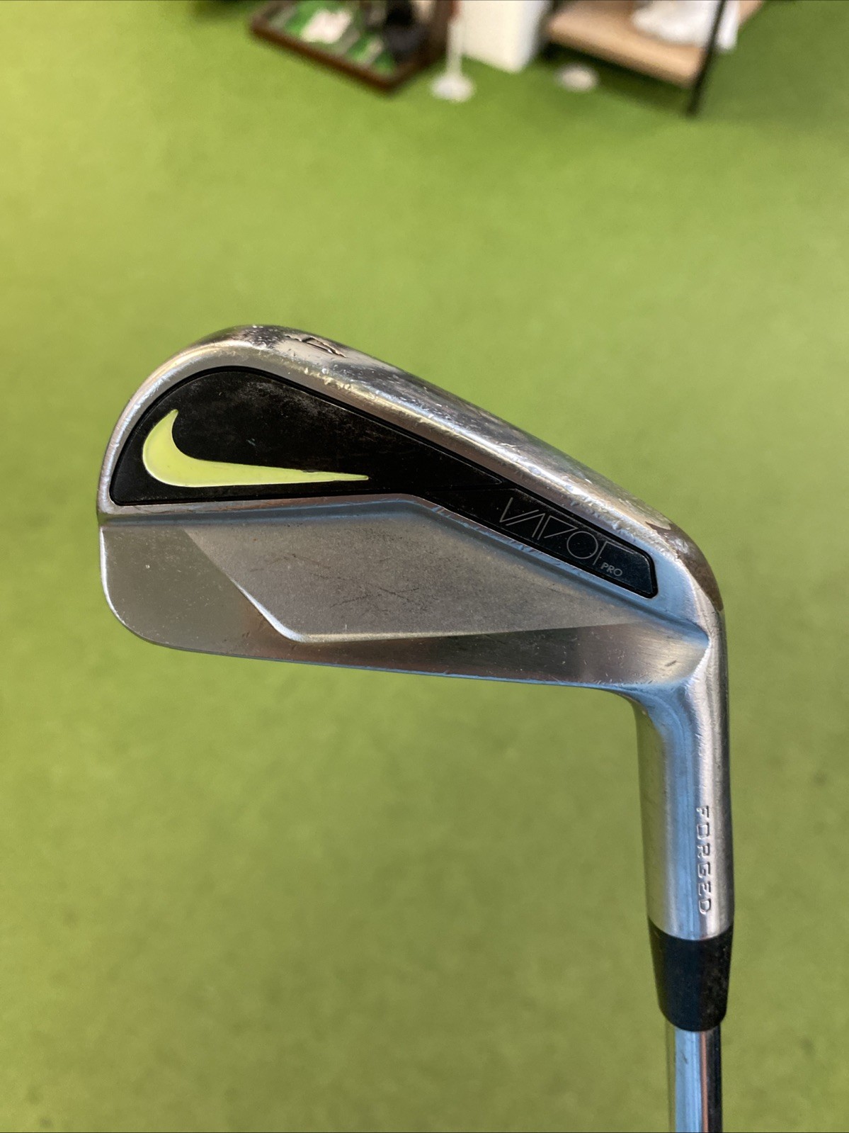 Used Nike Vapor Pro Iron Set 4-9 Iron Dynamic Gold Tour Issue S400 Steel - Image 4
