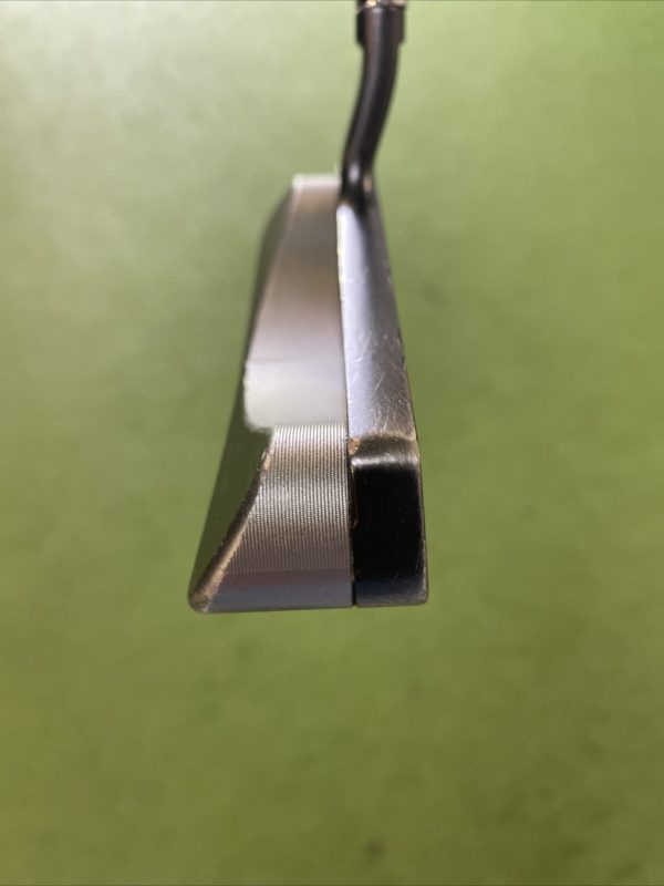 Used RH Odyssey Tri Hot 5K 34” Blade Putter + HC