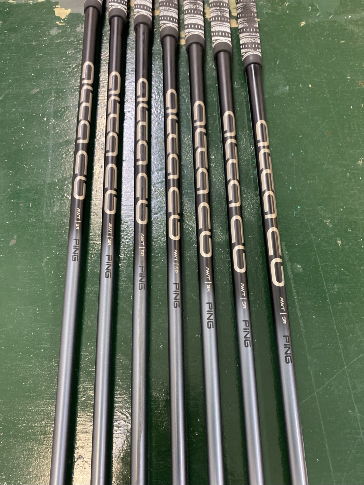 Used RH Ping G425 Green Dot Iron Set 4-PW Alta CB SR Graphite - Image 17