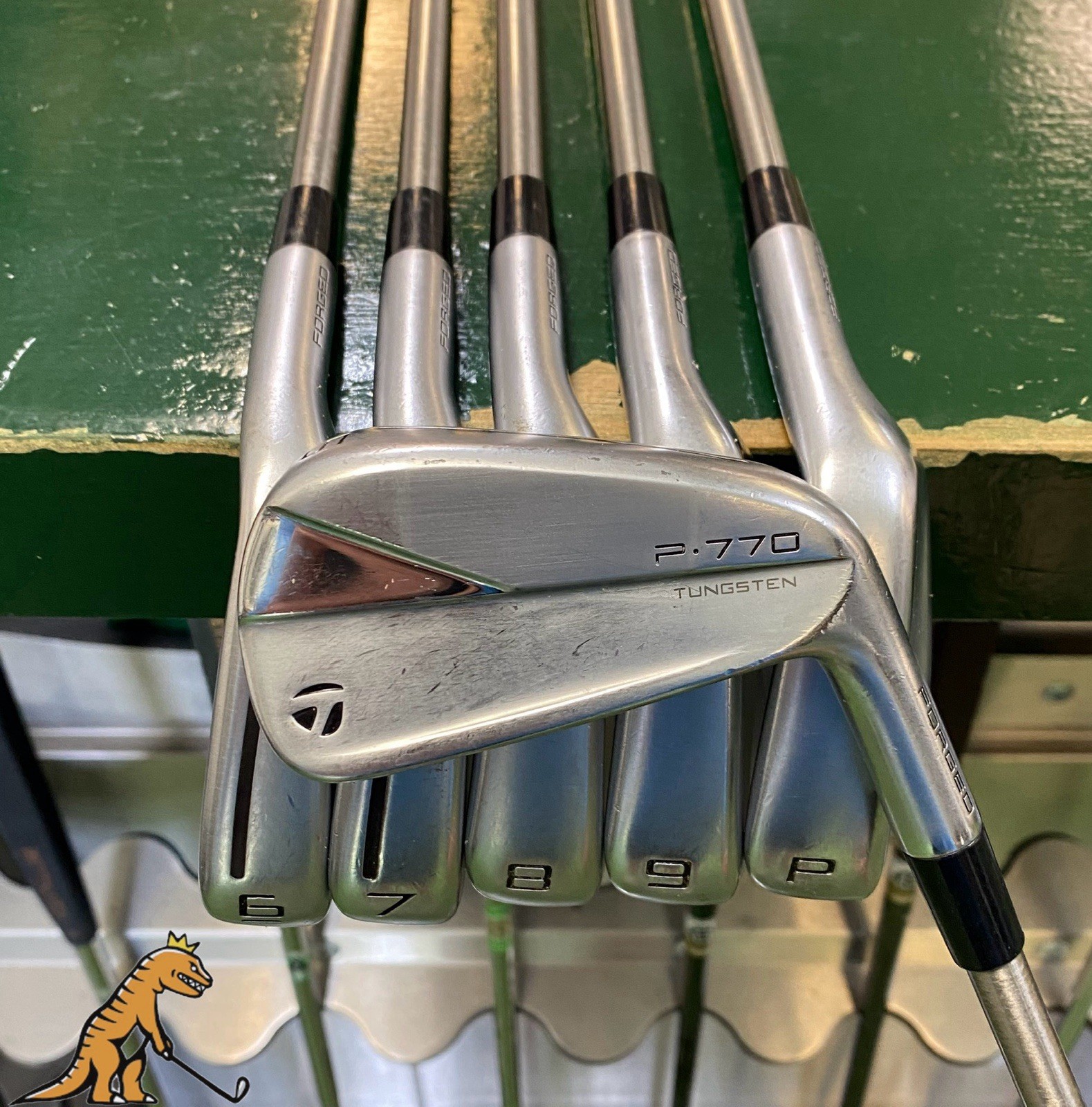 Used RH TaylorMade P770 Forged Iron Set 5-PW Steelfiber i70 Graphite Regular