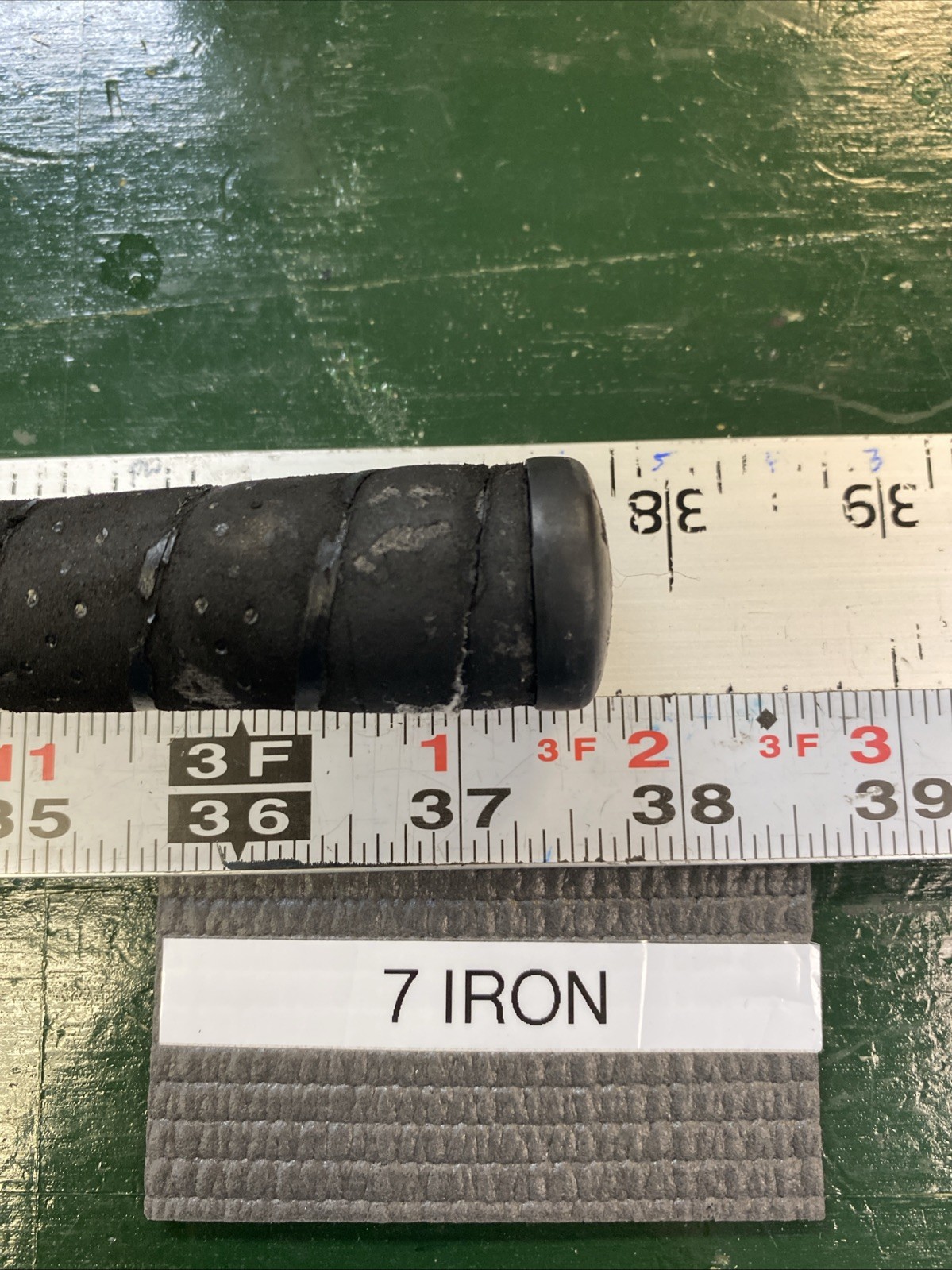 Used RH TaylorMade R9 Iron Set 7-PW-GW Fujikura Motore 65g Regular Flex - Image 17