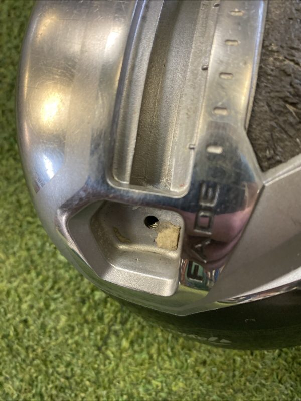Used RH TaylorMade SLDR 9* Driver Head Only *Missing Weight