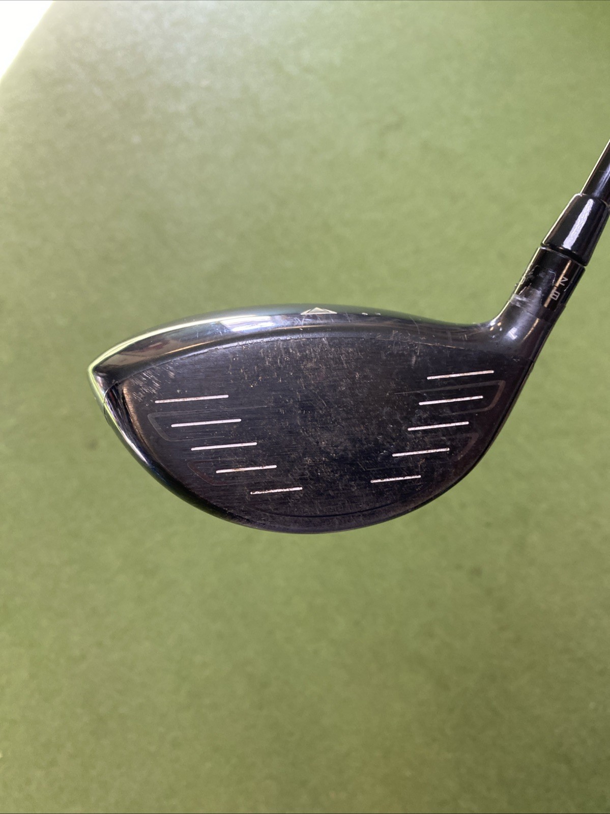 Used RH Titleist 917 D2 9.5* Driver HZRDUS RDX Smoke 60g Graphite Stiff Flex - Image 4