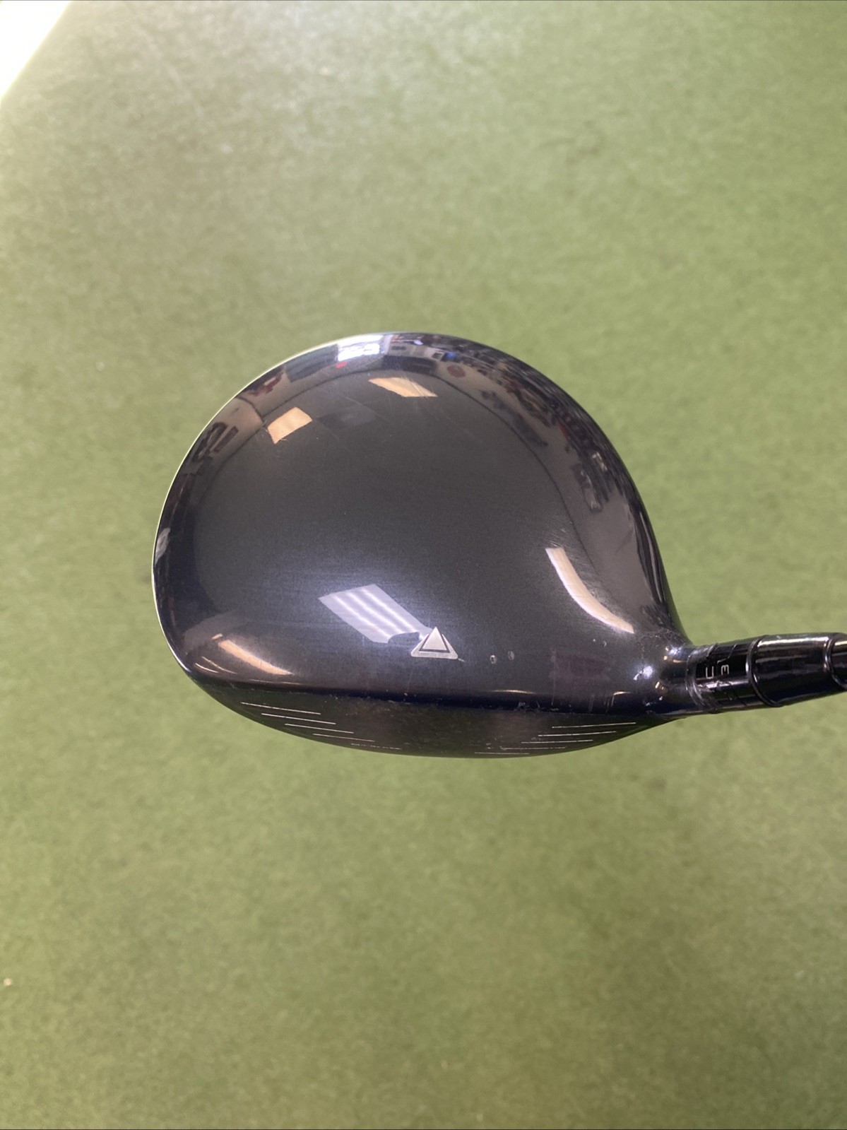 Used RH Titleist 917 D2 9.5* Driver HZRDUS RDX Smoke 60g Graphite Stiff Flex - Image 5