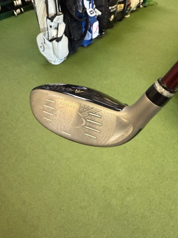 XXIO 13 Prime 19° 4 Hybrid 43gram Regular Flex Right Handed - Image 3
