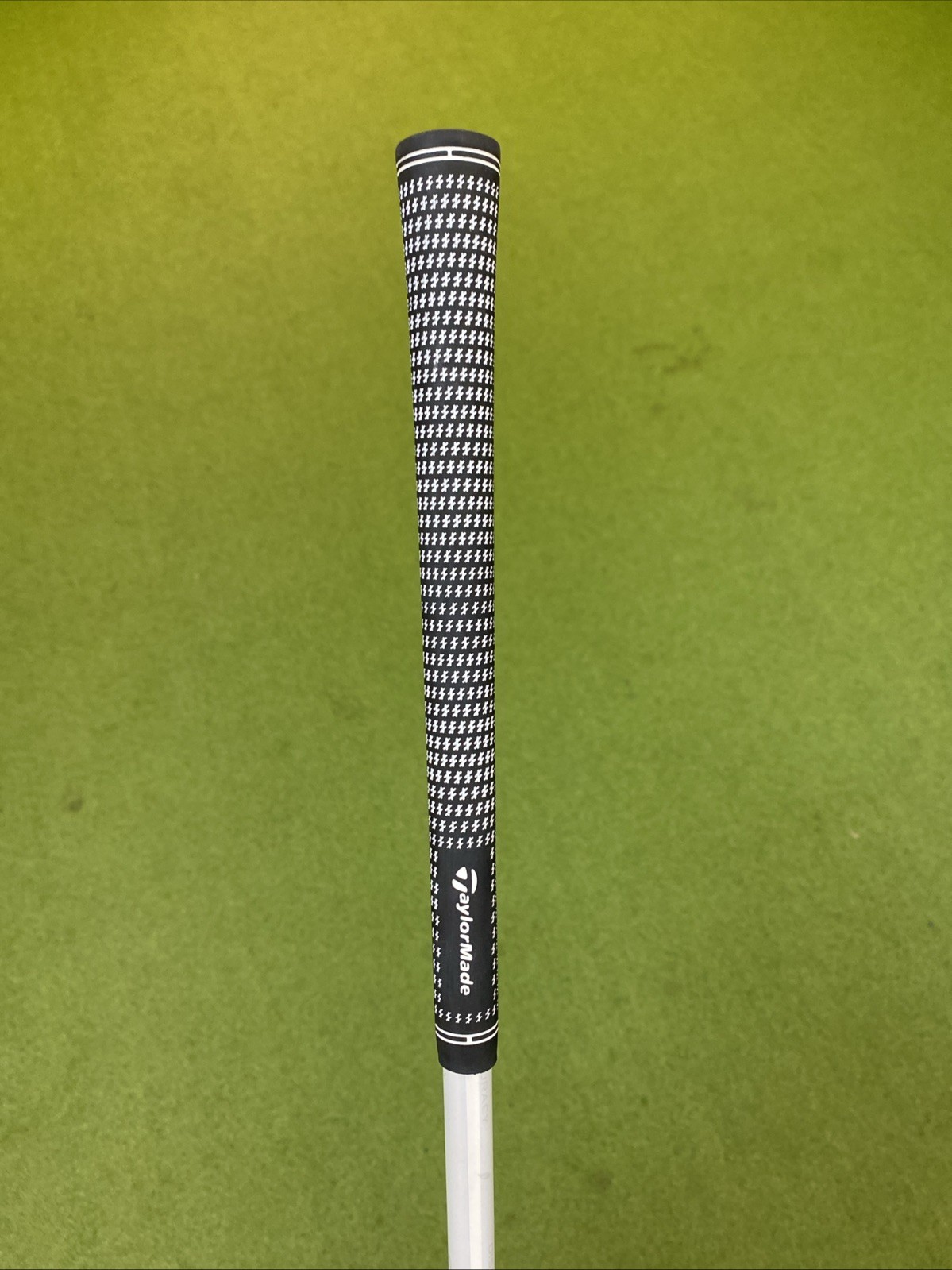 Graphite Design Tour AD DI Black Driver Shaft 6X 60g Extra Stiff Graphite - Image 7