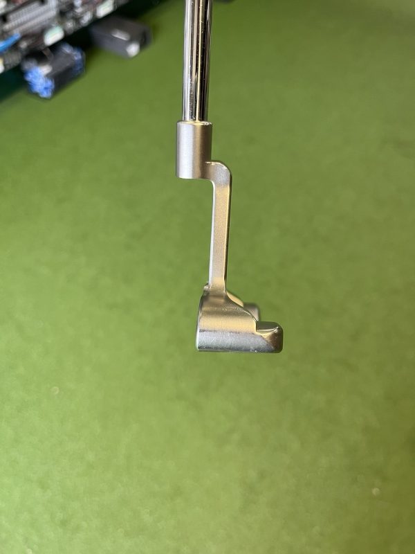 Scotty Cameron Circle T T10 Select Newport Buttonback Putter - Image 3