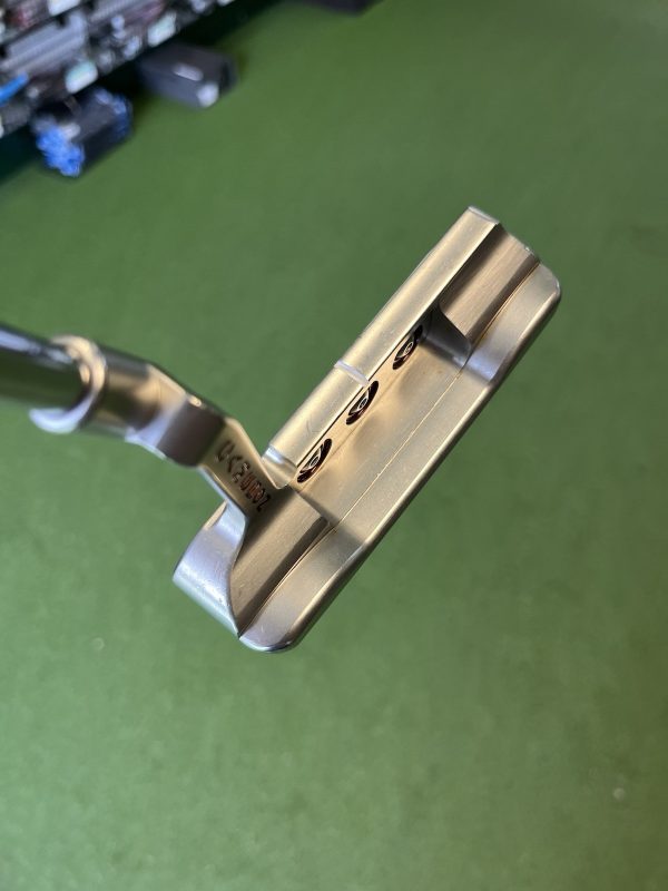Scotty Cameron Circle T T10 Select Newport Buttonback Putter - Image 6
