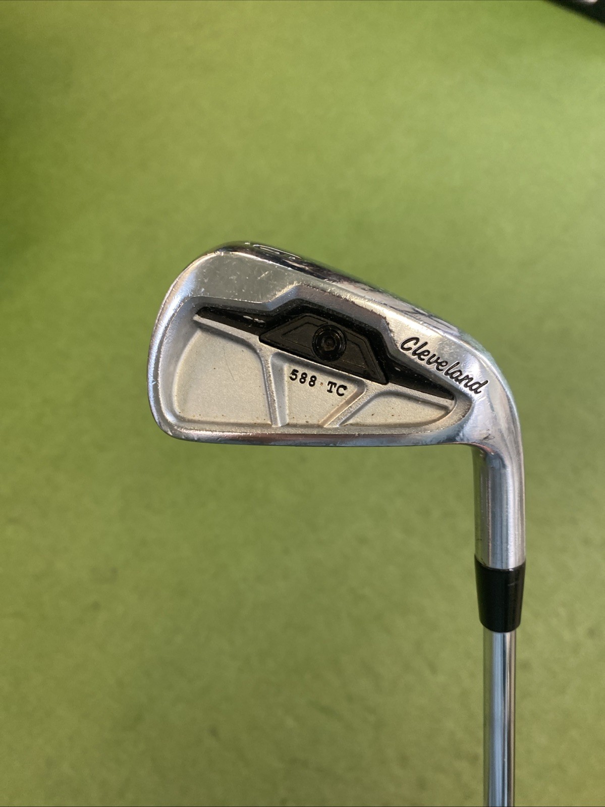 Tour Issue Cleveland 588 TC “Thompson” Iron Set 3-PW Dynamic Gold Tour Issue - Image 11