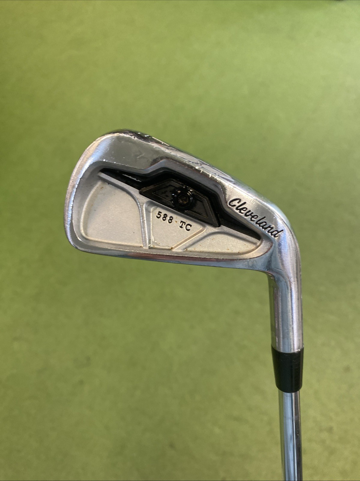 Tour Issue Cleveland 588 TC “Thompson” Iron Set 3-PW Dynamic Gold Tour Issue - Image 7