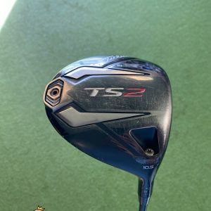 Used RH Titleist TS2 10.5* Driver Fujikura Vista Pro 60g Graphite Stiff Flex