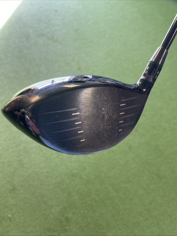 Used RH Titleist TS2 10.5* Driver Fujikura Vista Pro 60g Graphite Stiff Flex - Image 5