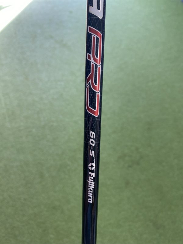 Used RH Titleist TS2 10.5* Driver Fujikura Vista Pro 60g Graphite Stiff Flex - Image 8