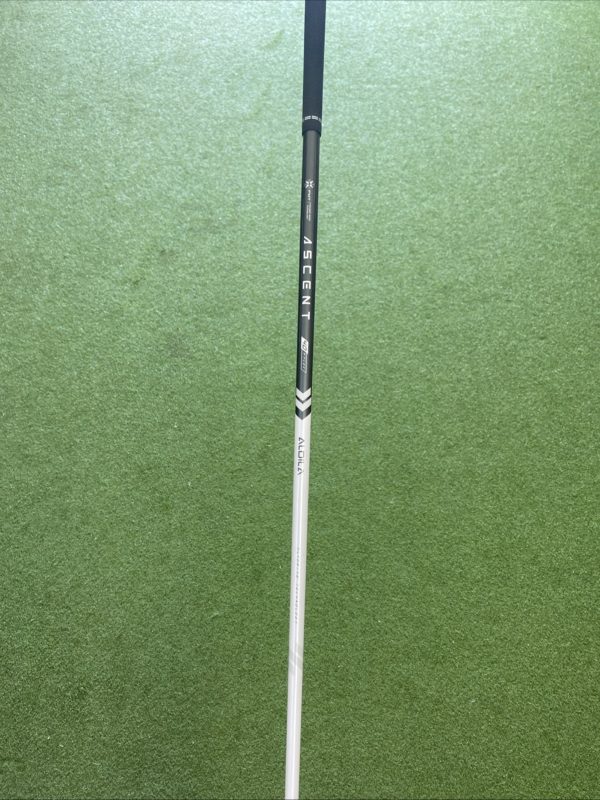 Used RH Titleist TSi2 15* 3-Wood Aldila Ascent 40g Graphite Regular Flex - Image 8