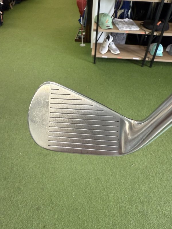 Used Titleist 620 MB/CM Combo Set 46°-4 Iron Dynamic Gold Tour Issue S400 RH - Image 11