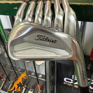 Used Titleist 620 MB/CM Combo Set 46°-4 Iron Dynamic Gold Tour Issue S400 RH
