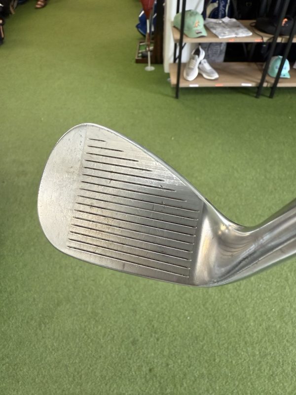 Used Titleist 620 MB/CM Combo Set 46°-4 Iron Dynamic Gold Tour Issue S400 RH - Image 5