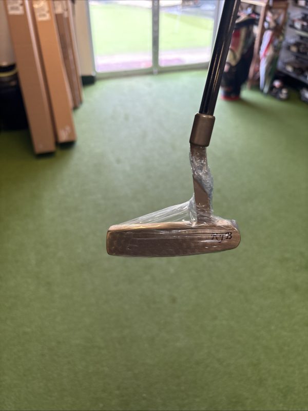 Bettinardi-34-1-of-7-RJB-Putter-357450508552-2