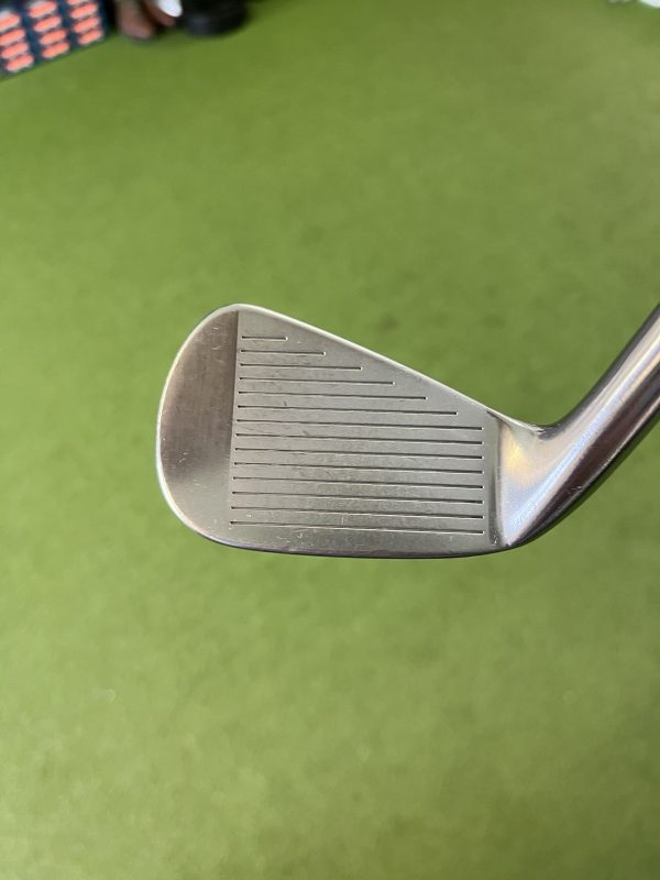 Cobra-King-CB-7-Iron-DG-X100-357497525292-3