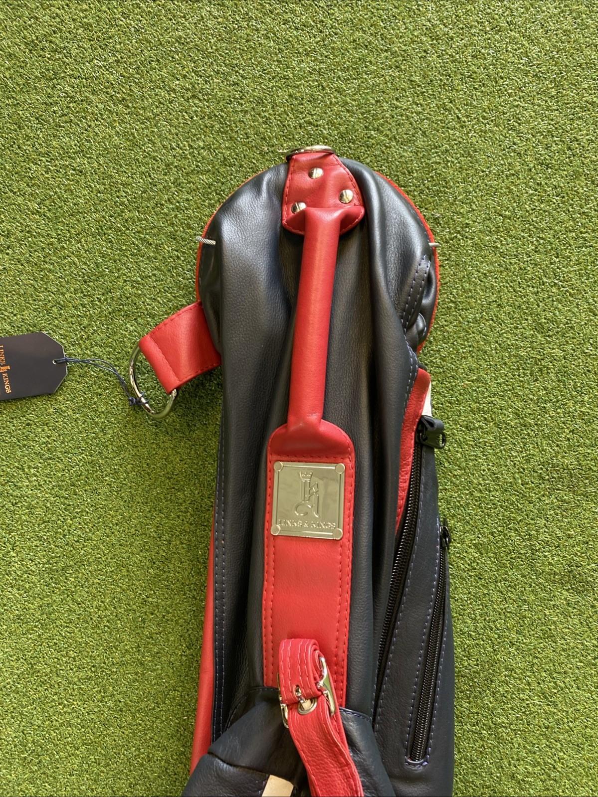 Links & Kings Sunday Blue/Red Leather Golf Bag Maui Jim The Links - Image 4