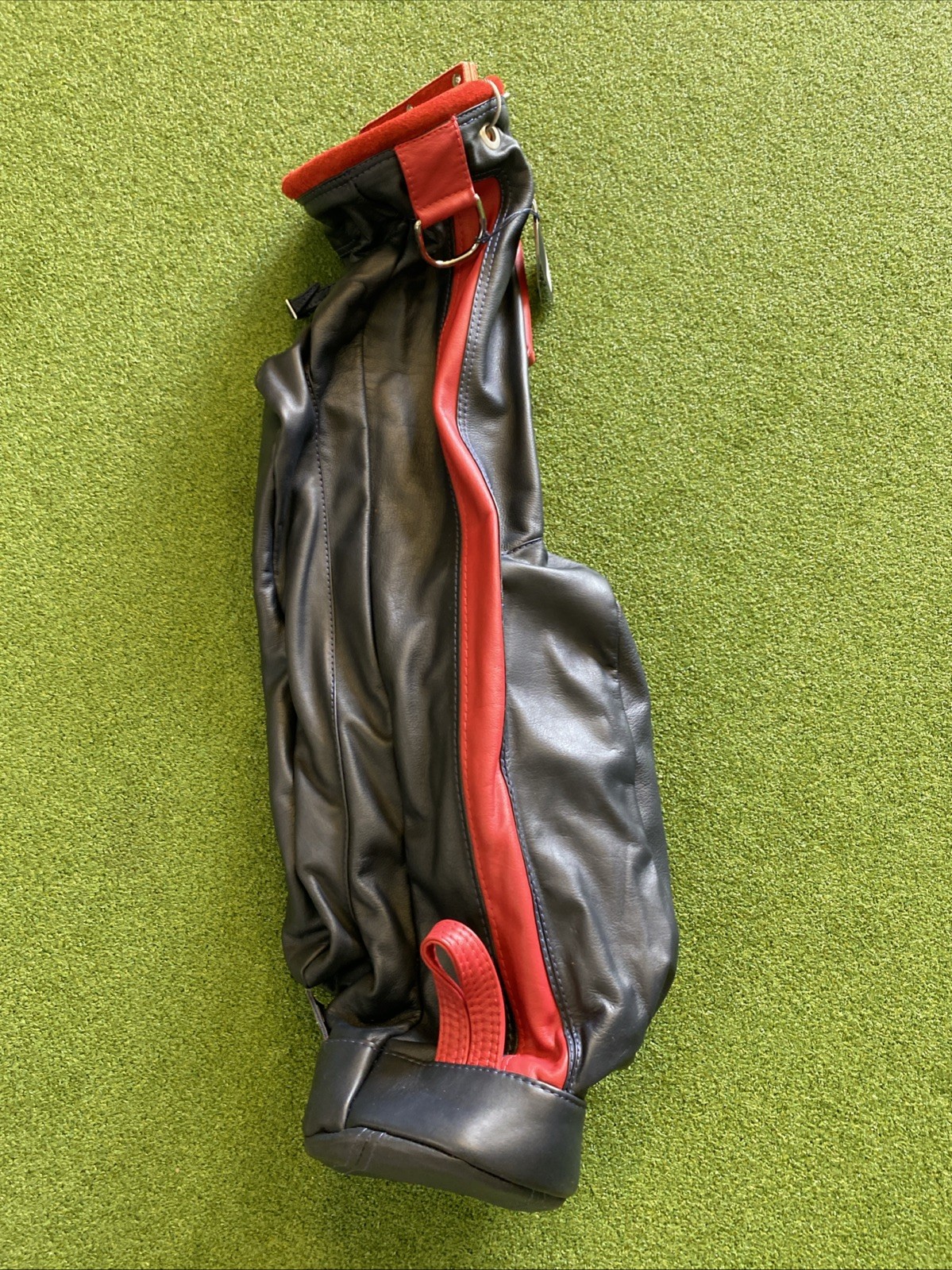 Links & Kings Sunday Blue/Red Leather Golf Bag Maui Jim The Links - Image 6