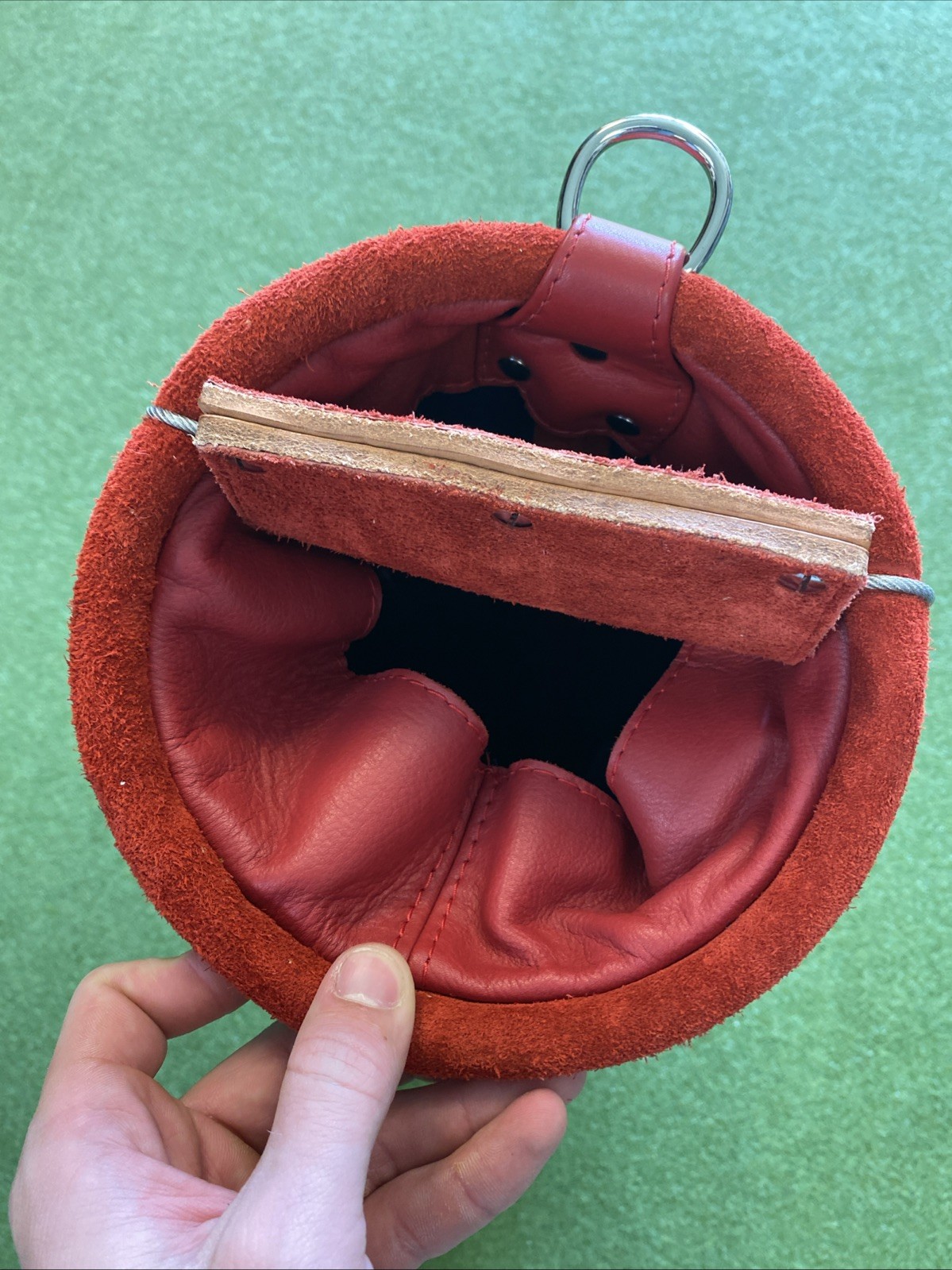 Links & Kings Sunday Blue/Red Leather Golf Bag Maui Jim The Links - Image 7