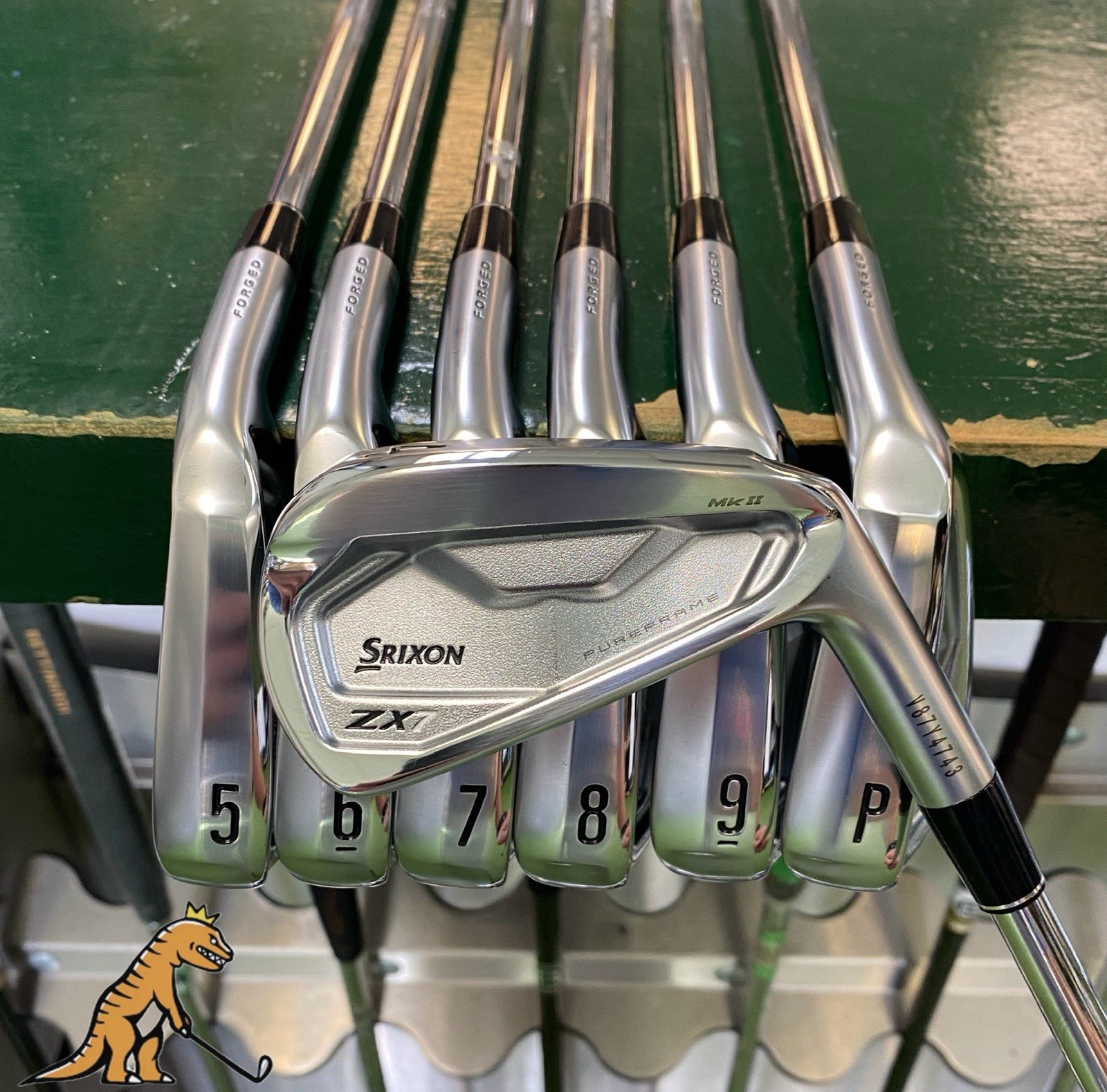 Nice Srixon ZX7 MKII Iron Set 4-PW NS Pro Modus Tour 120g Stiff Flex Steel
