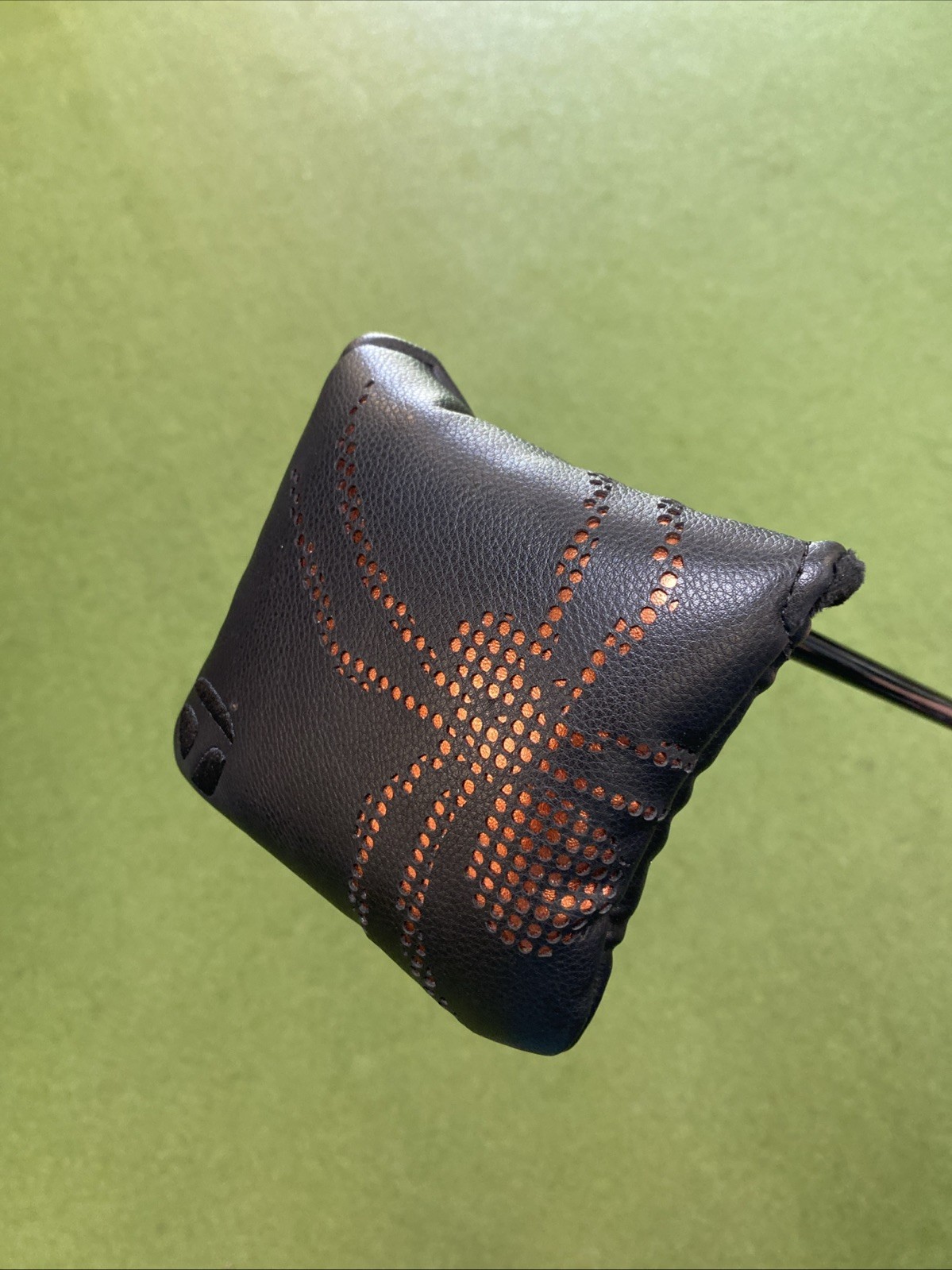 RH TaylorMade Spider Tour T3 35” Mallet Putter + HC - Image 11