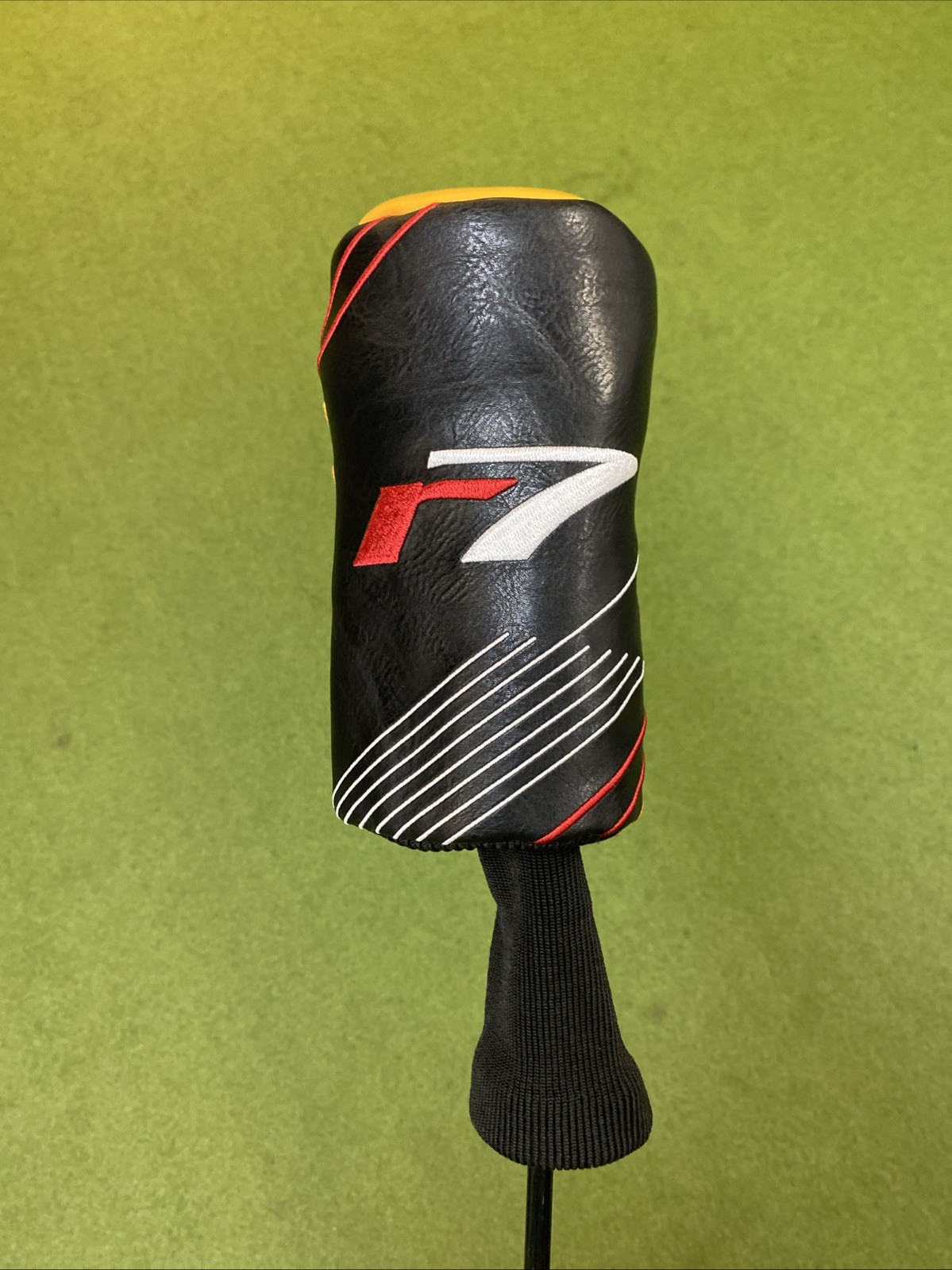 RH TaylorMade r7 Quad 11.5* Mini Driver Fujikura Speeder 50g Regular Flex + HC - Image 11