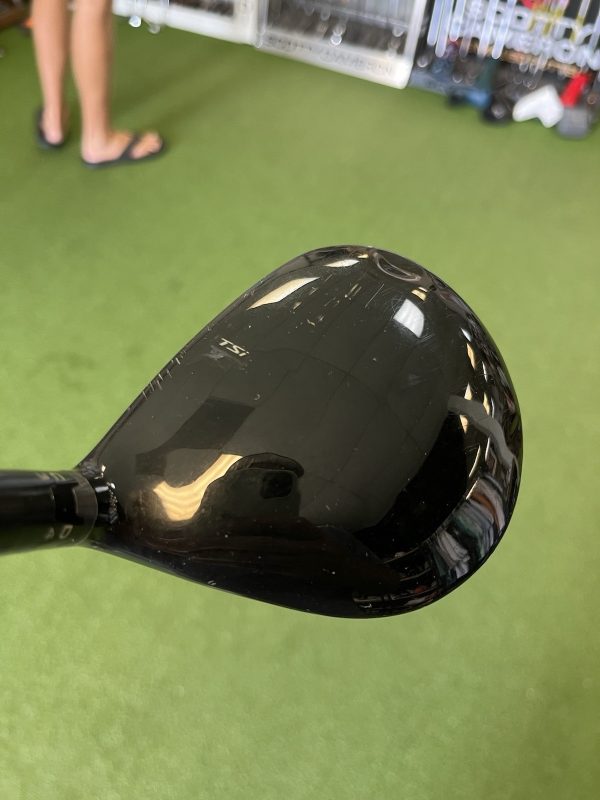 Titleist-TSi3-135-3-Wood-Tensei-Blue-65g-Regular-Flex-Dent-On-Crown-357492394692-4