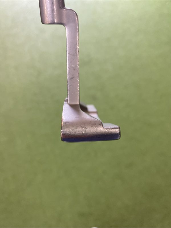 Used-RH-Cleveland-Huntington-Beach-Soft-4-35-Blade-Putter-357497896782-4