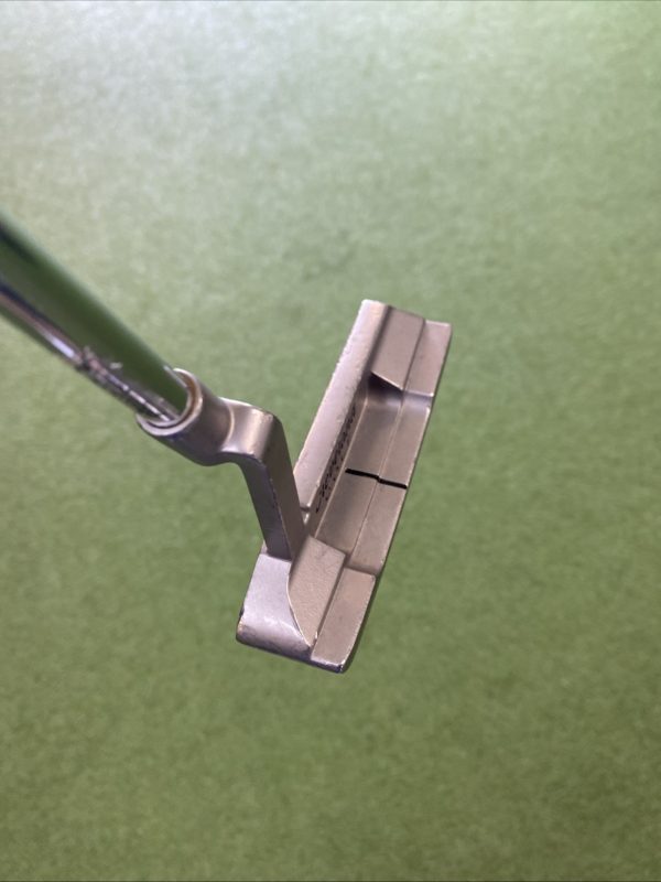Used-RH-Cleveland-Huntington-Beach-Soft-4-35-Blade-Putter-357497896782-7