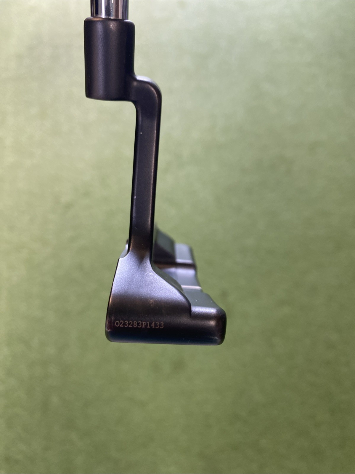 Used RH Odyssey Ai-One #2 35” Blade Putter + HC - Image 4