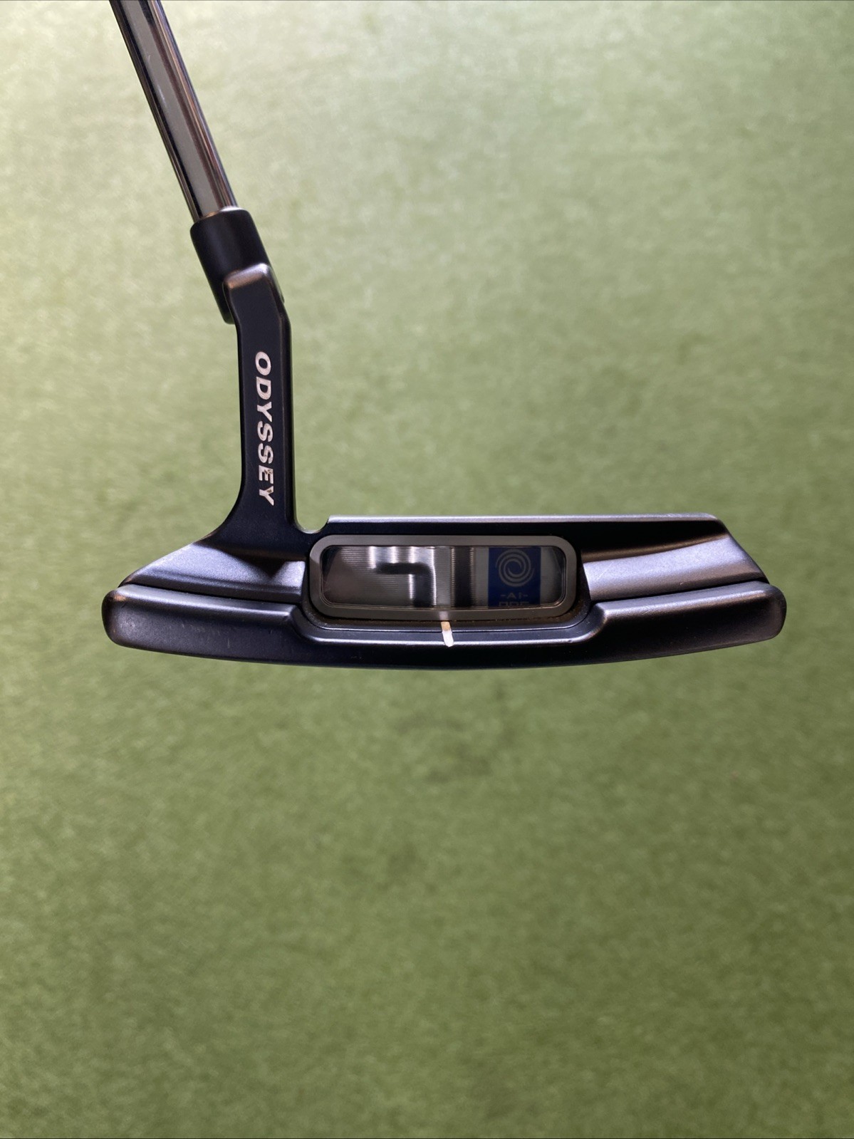Used RH Odyssey Ai-One #2 35” Blade Putter + HC - Image 6