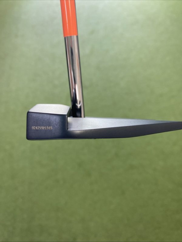 Used RH Odyssey Ai-One Square 2 Square #7 35” Mallet Putter - Image 4
