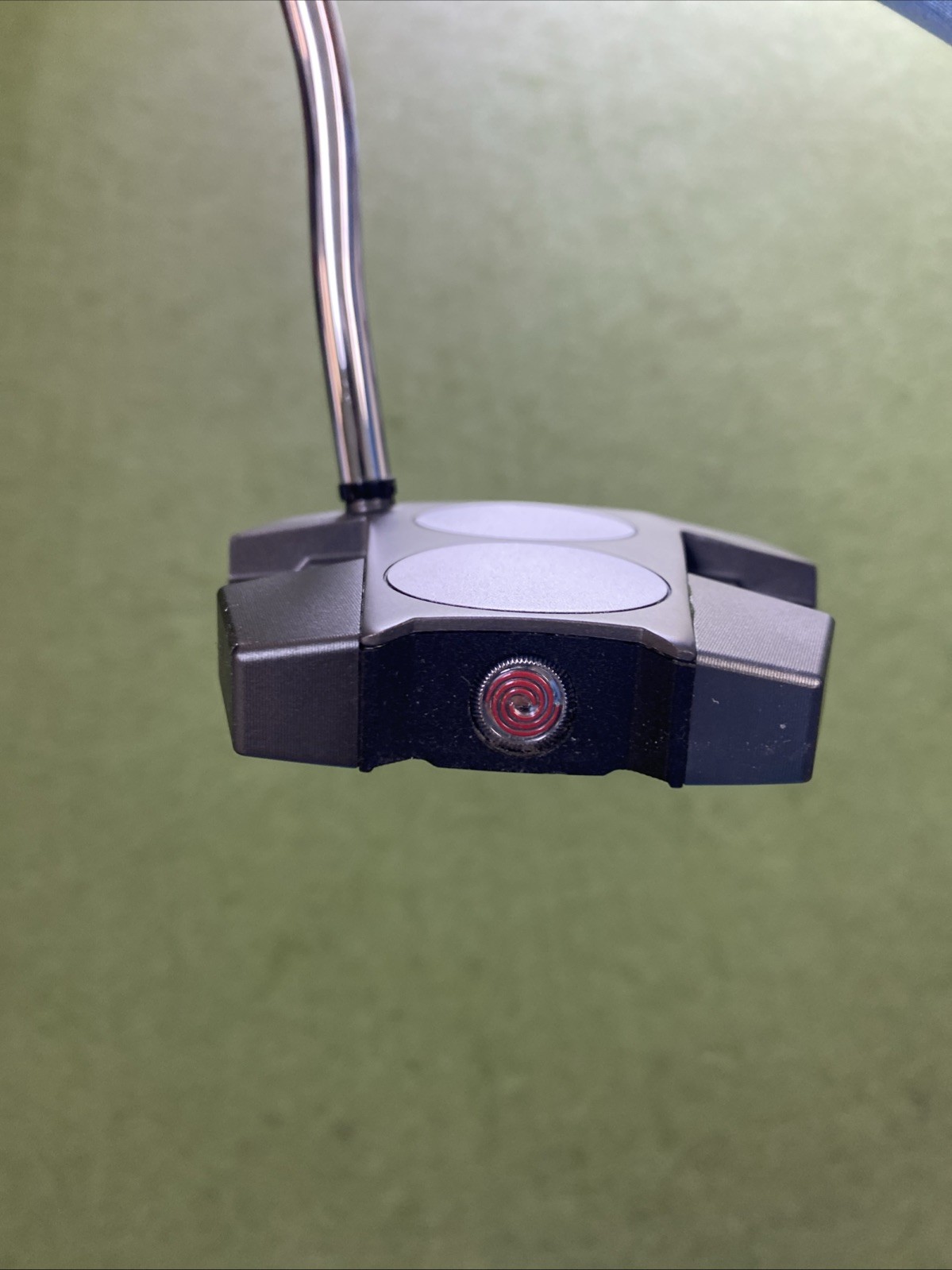 Used RH Odyssey Eleven 2-Ball 35” Mallet Putter + HC - Image 6