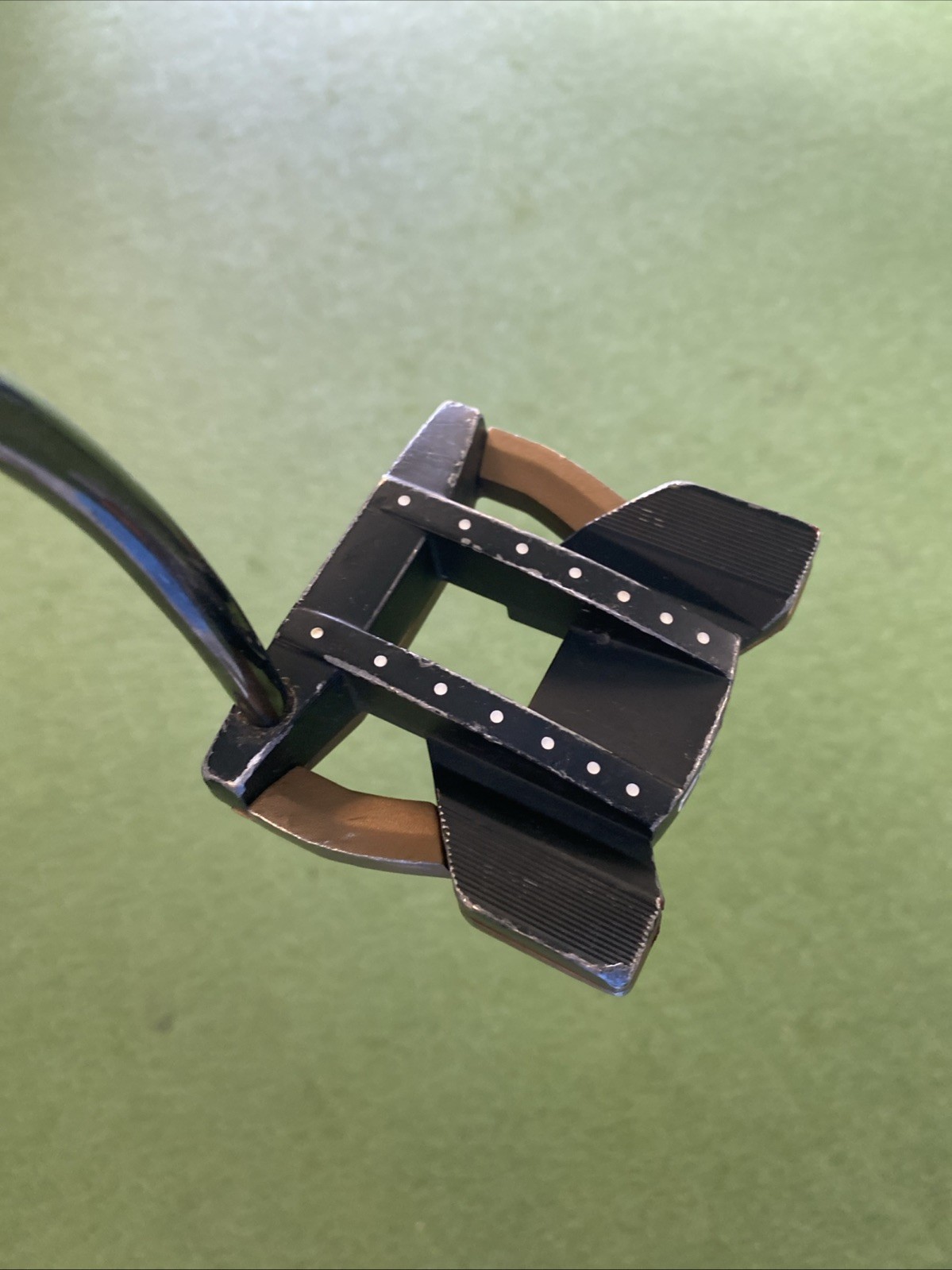 Used RH Ping Heppler Tomcat 14 36” Mallet Putter - Image 7