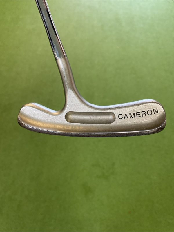 Used RH Scotty Cameron Bullseye Flange 35” Blade Putter