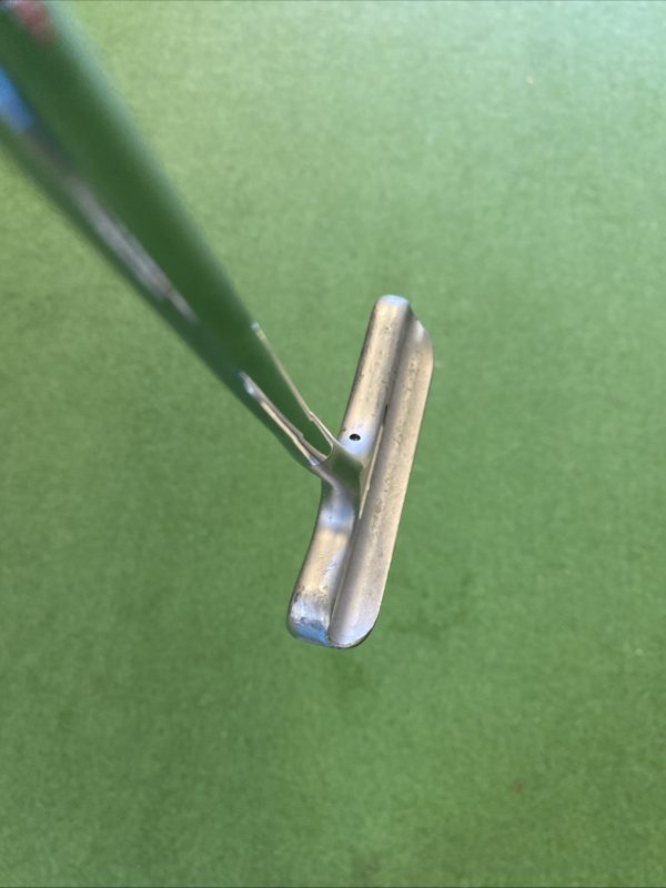 Used RH Scotty Cameron Bullseye Flange 35” Blade Putter