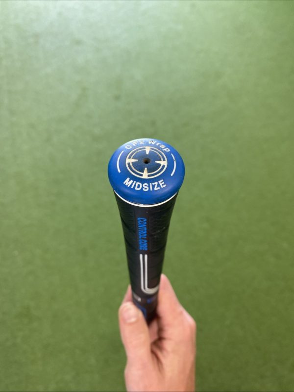 Used RH TaylorMade Qi10 Rescue 28* 6 Hybrid Fujikura Ventus Graphite Senior + HC - Image 10